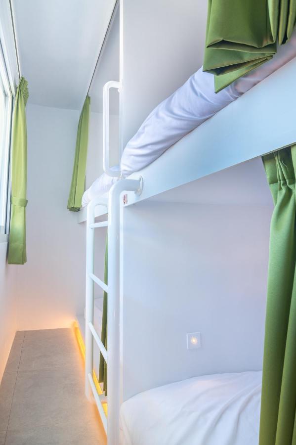 W3 Hostel Luodong Exterior photo